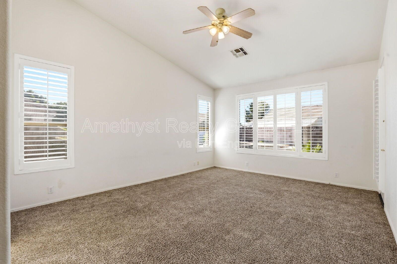 Gallery Image 33