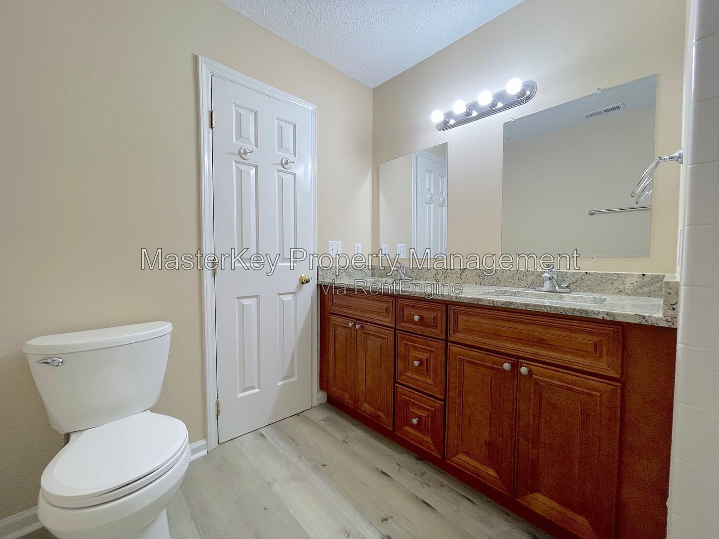 Gallery Image 18