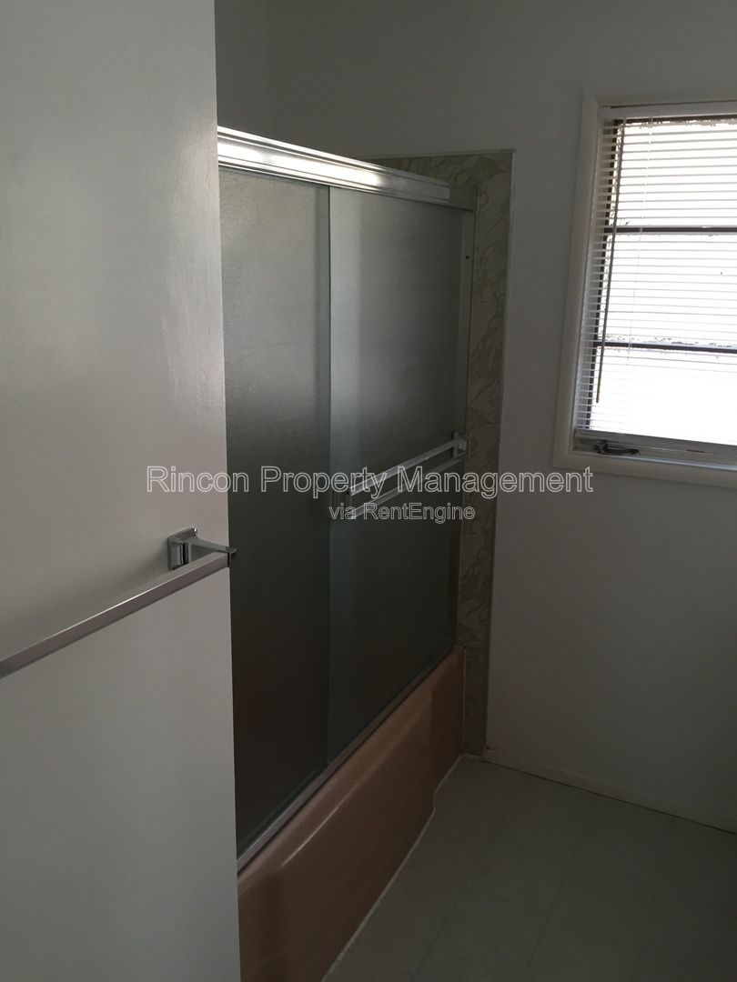Gallery Image 25