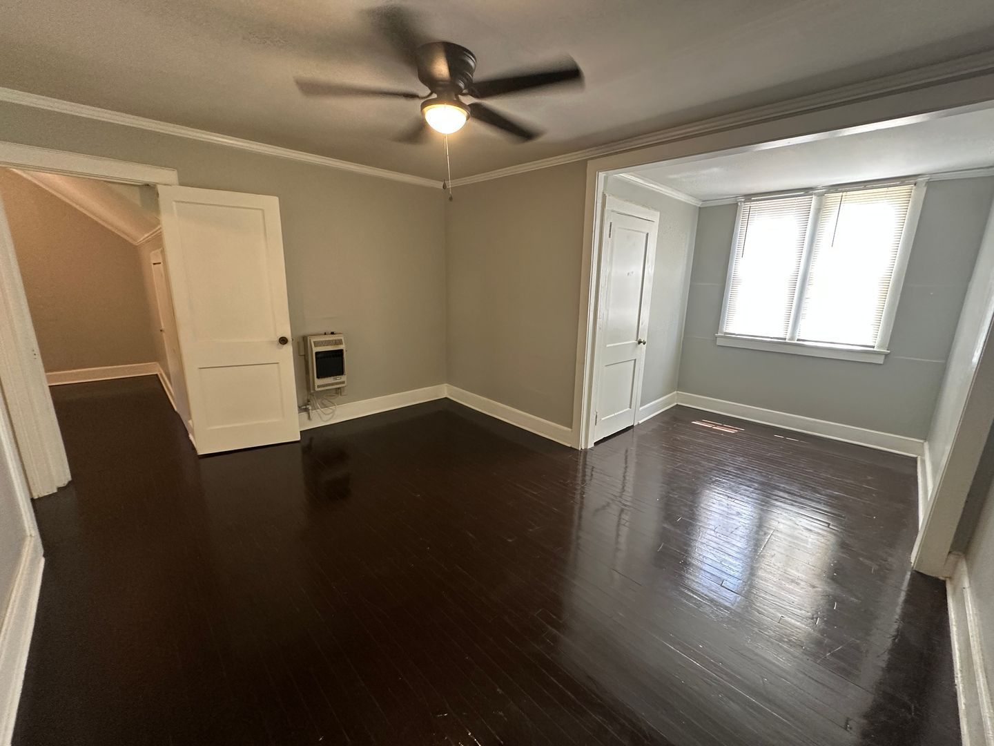 Gallery Image 0
