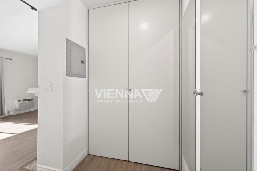 Gallery Image 17