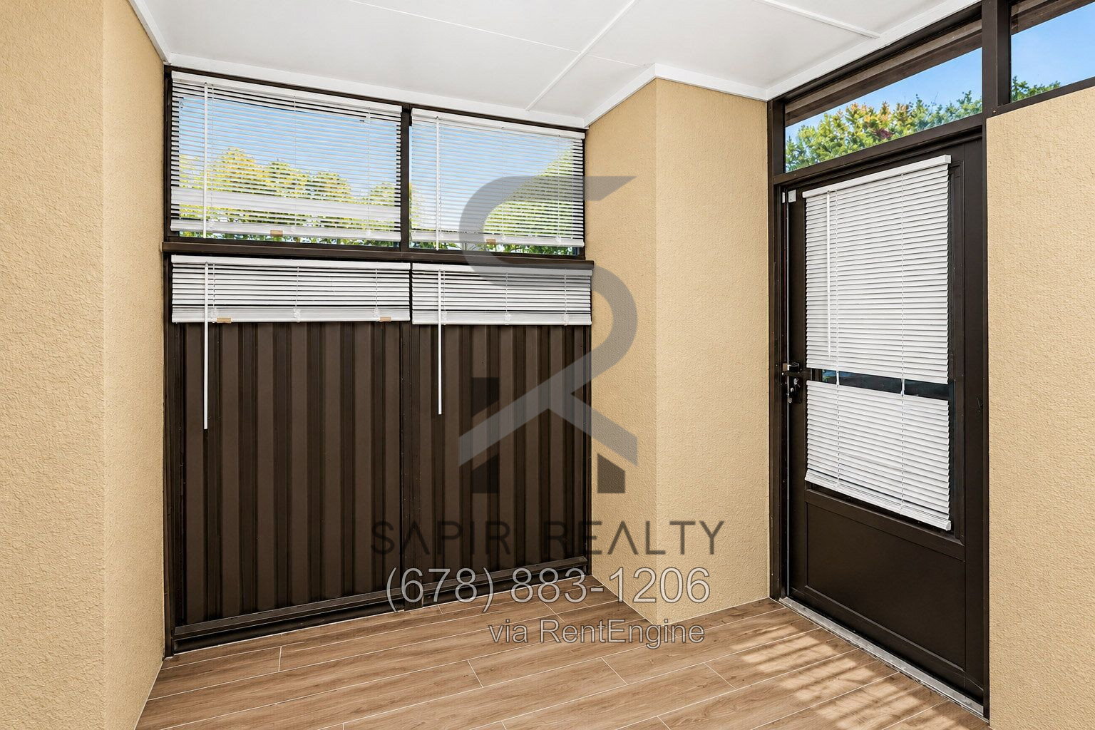 Gallery Image 18