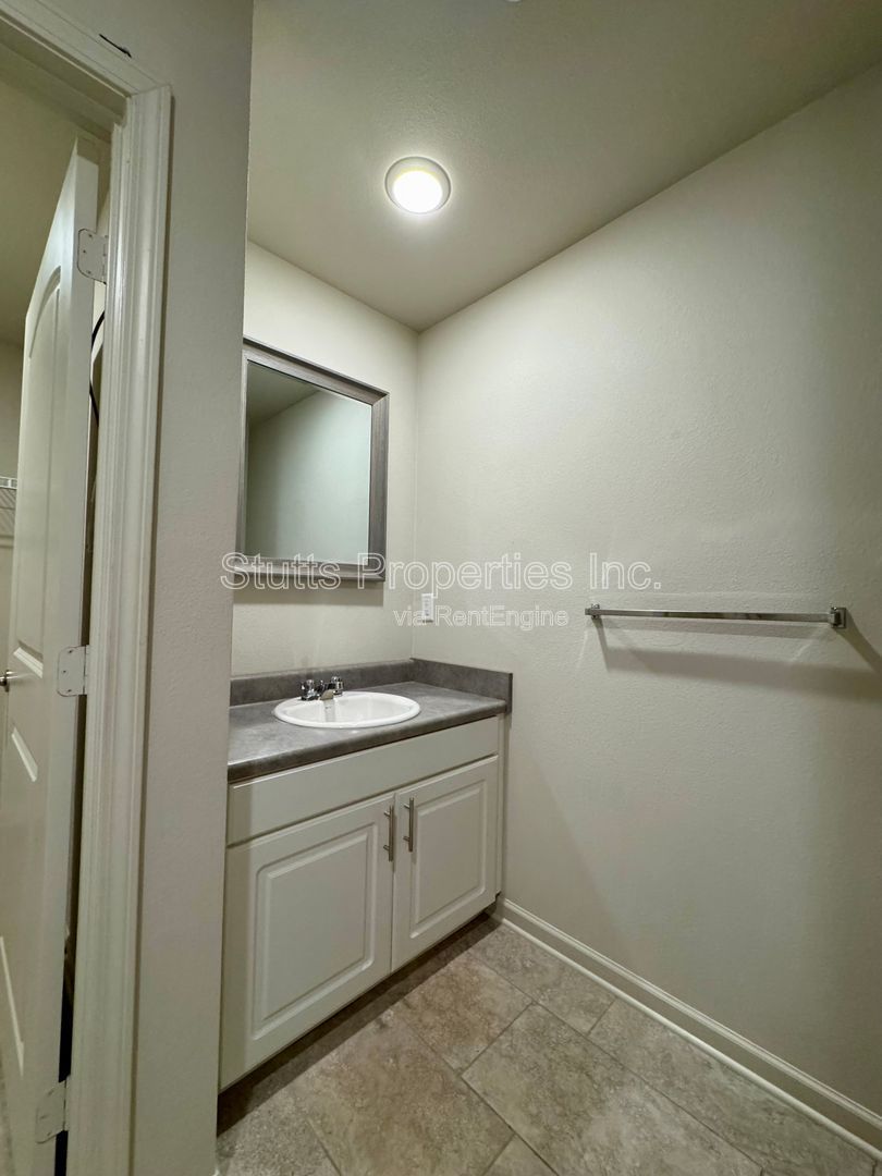 Gallery Image 12