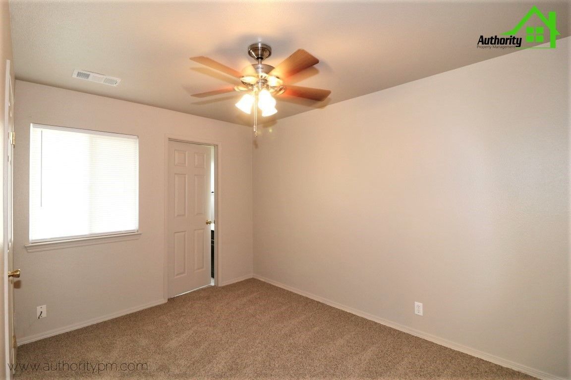 Gallery Image 18