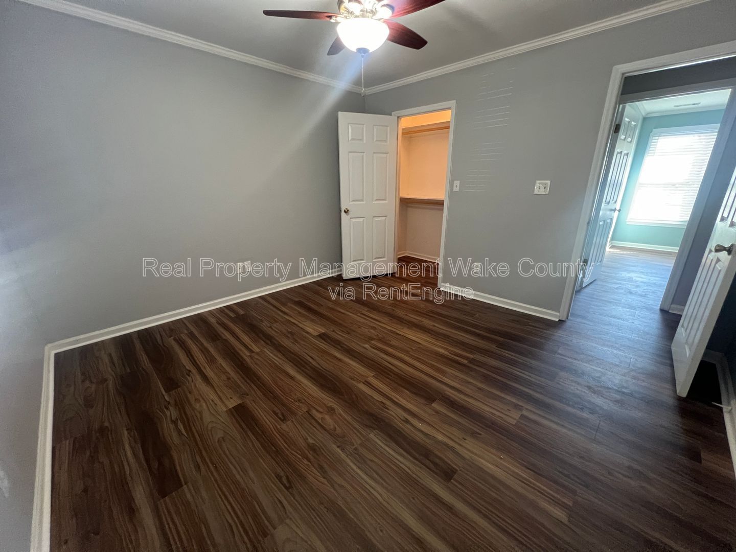 Gallery Image 17
