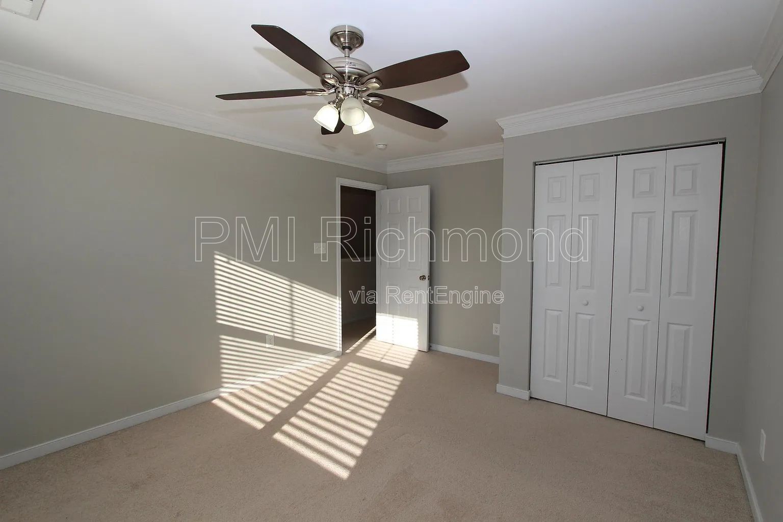 Gallery Image 16