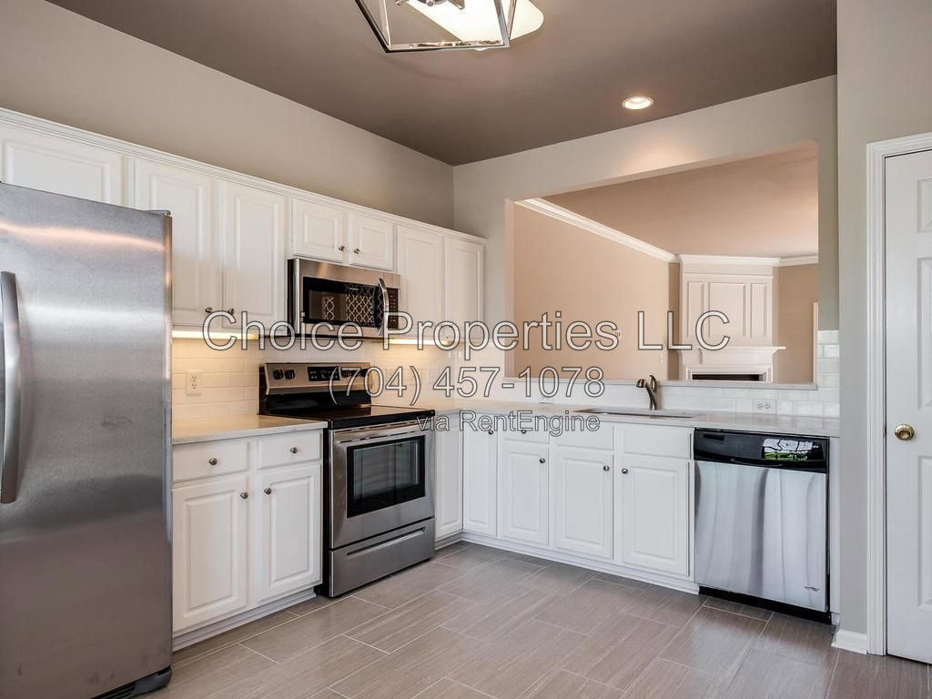 Gallery Image 13