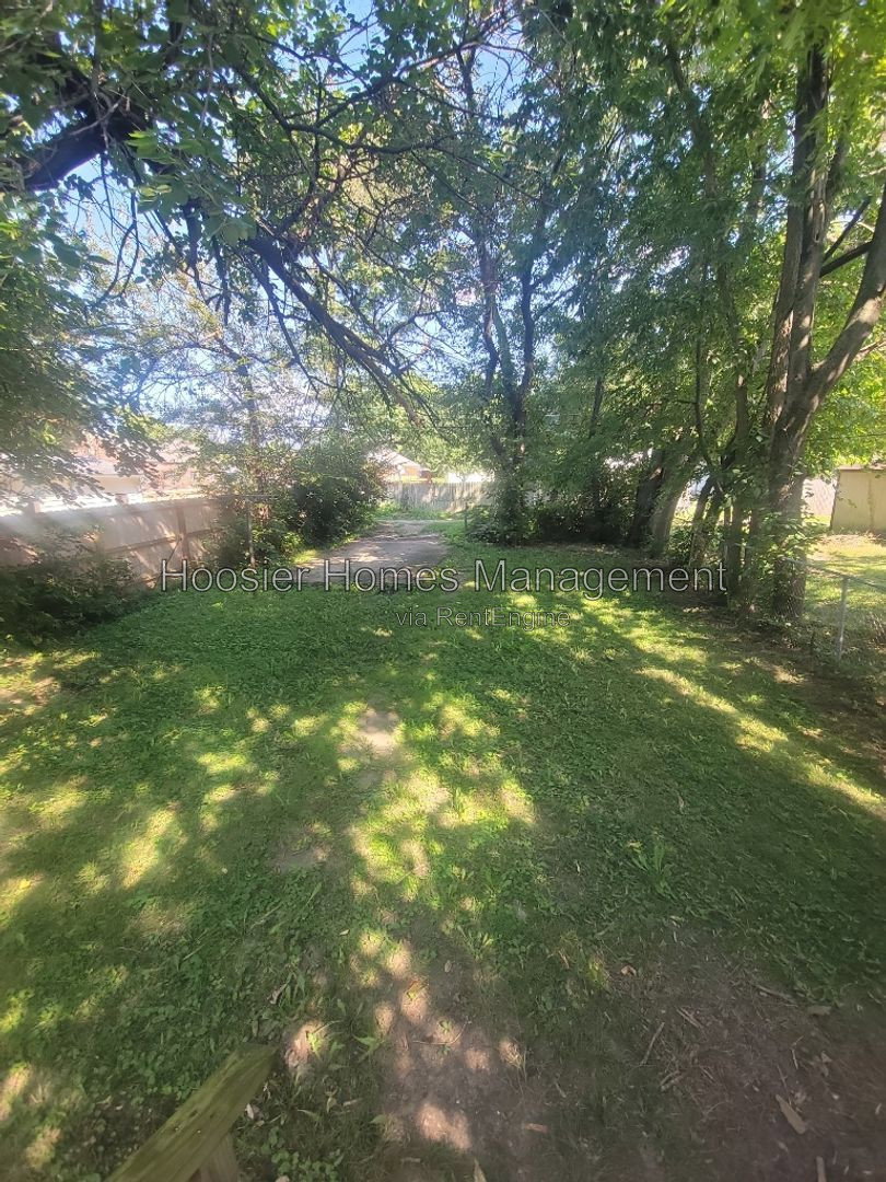 Gallery Image 16