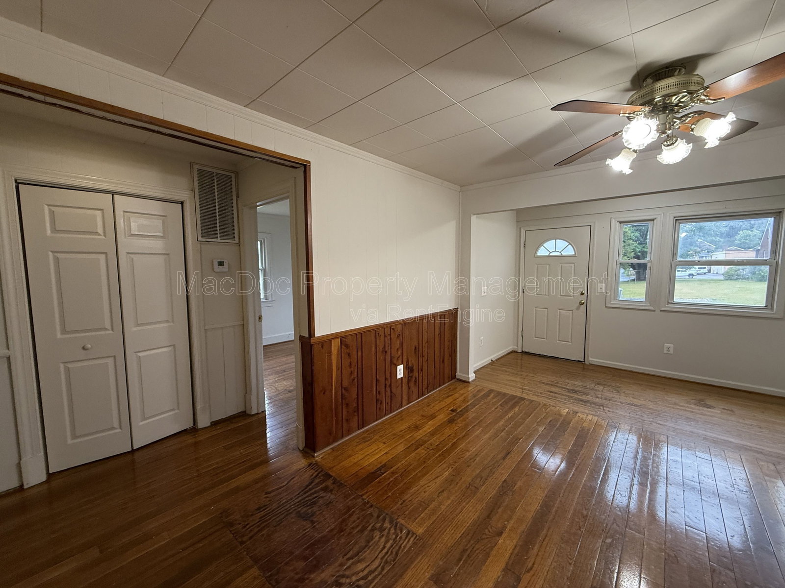 Gallery Image 16