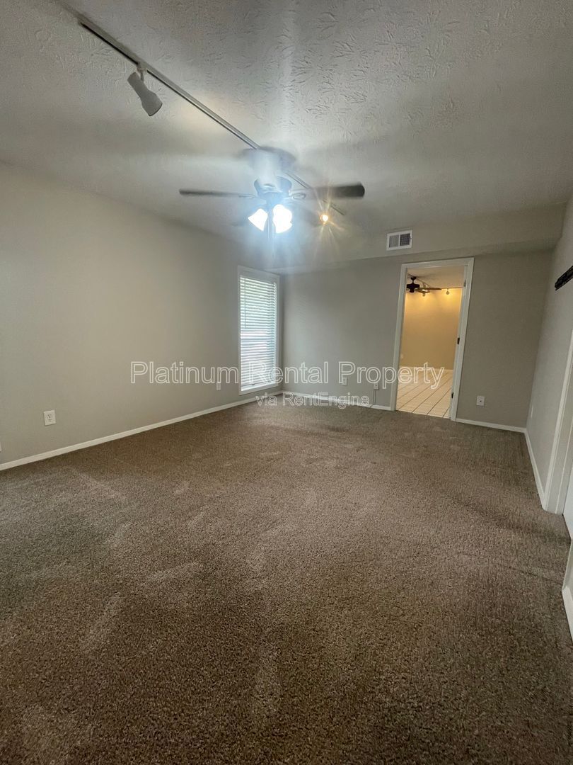 Gallery Image 25