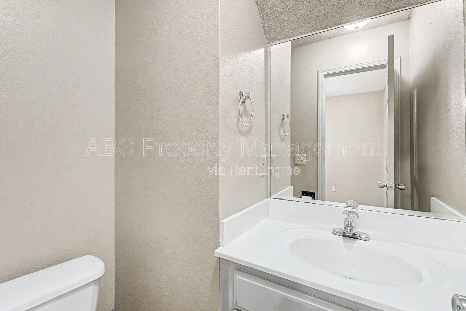 Gallery Image 17