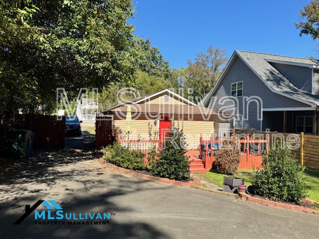 Gallery Image 16