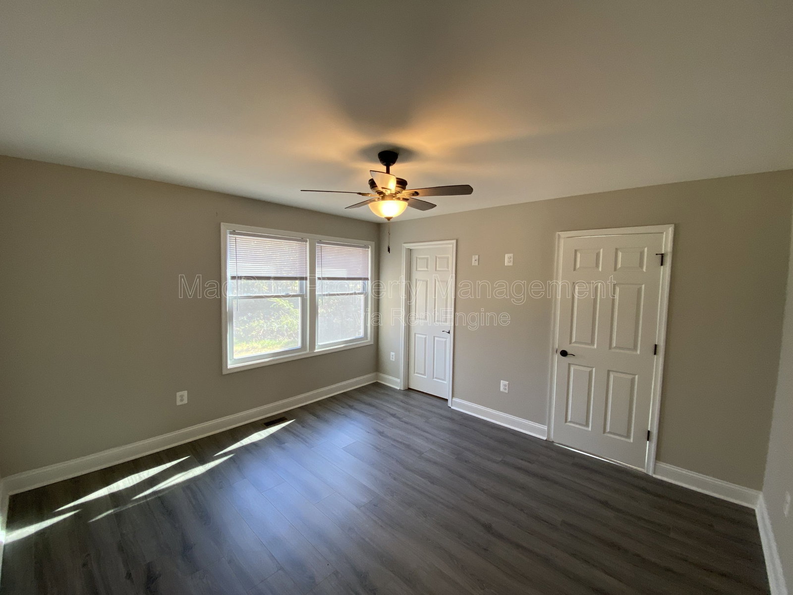Gallery Image 21