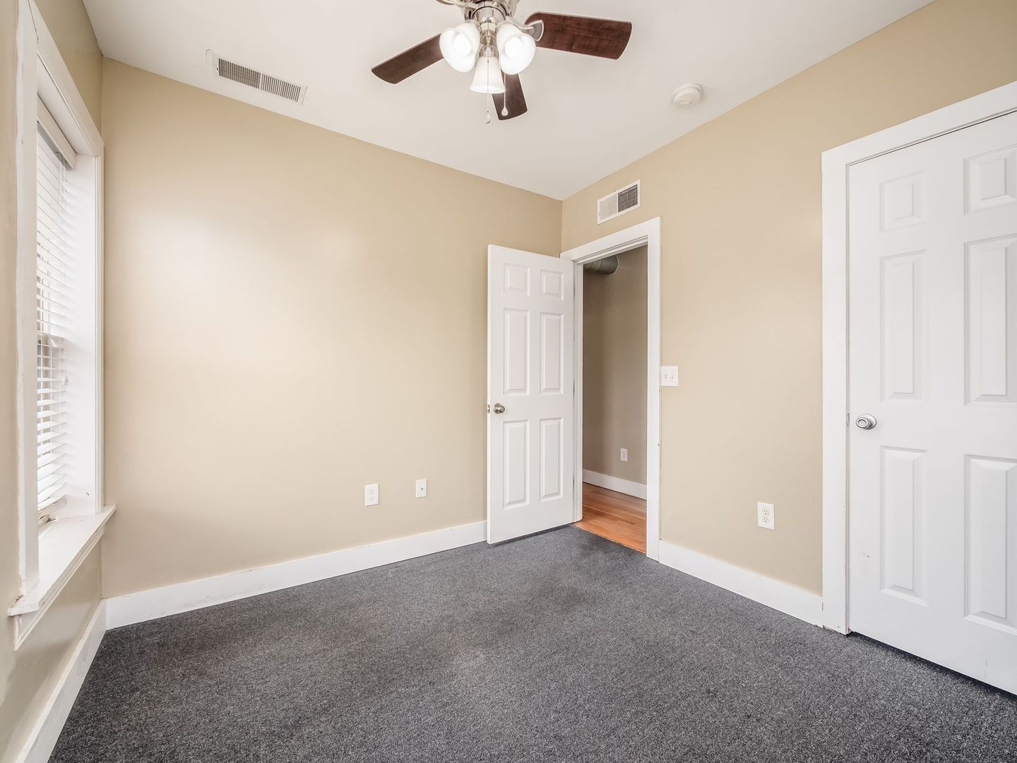 Gallery Image 19