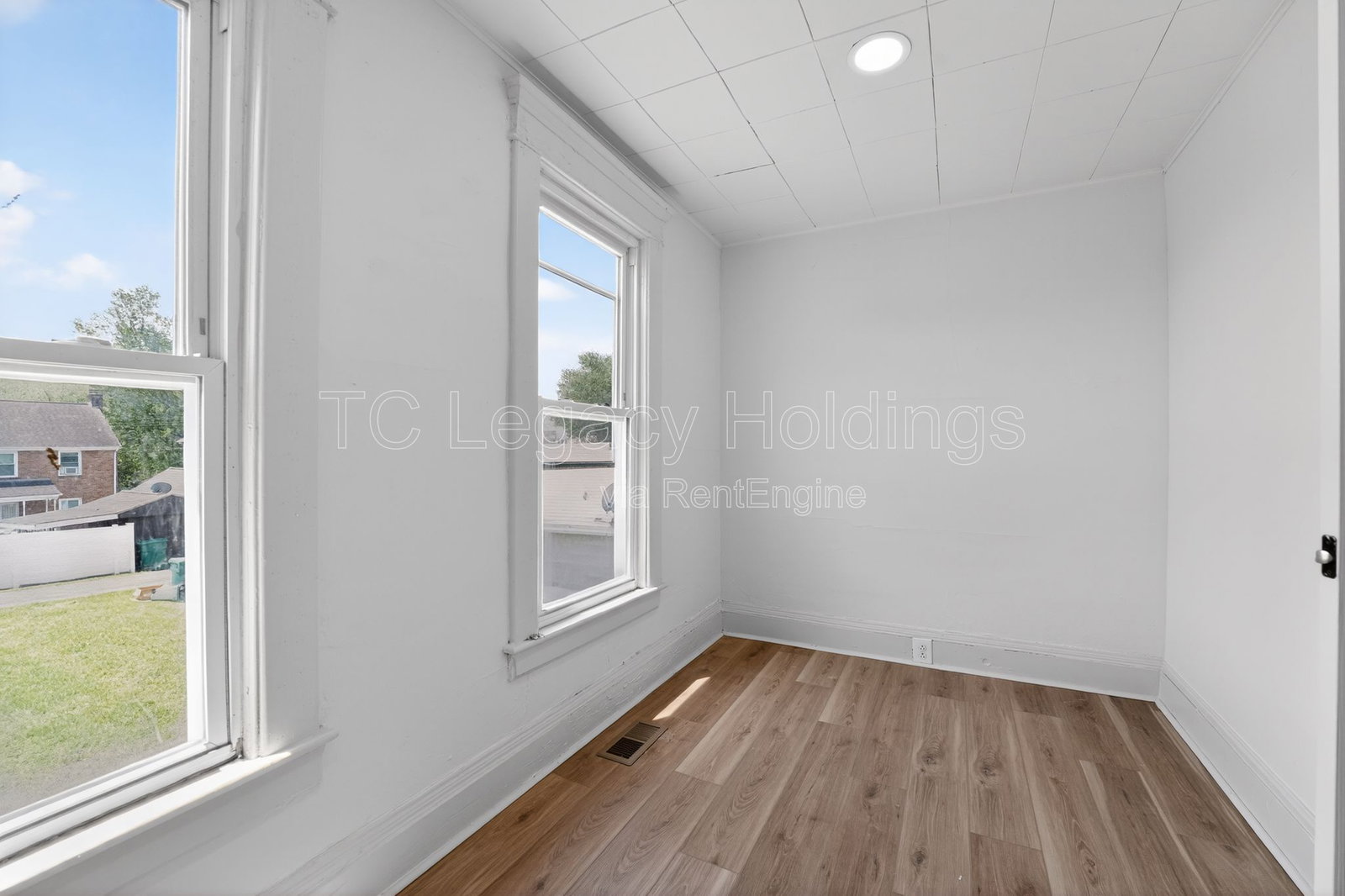Gallery Image 16