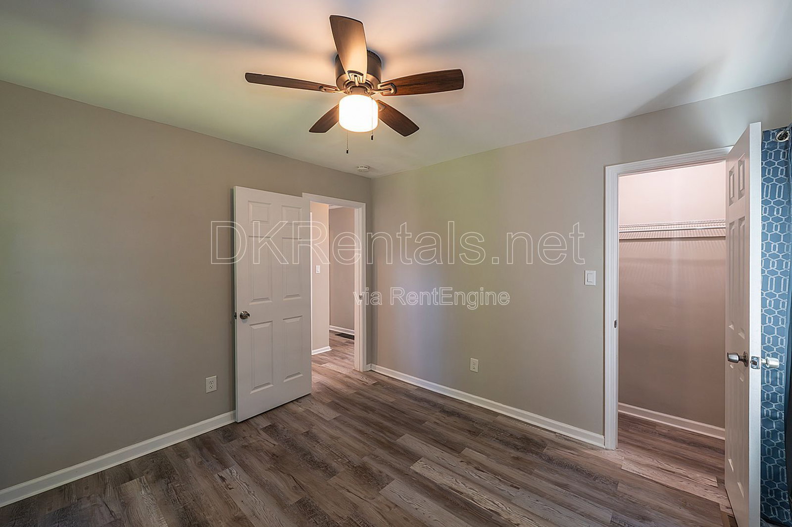 Gallery Image 0