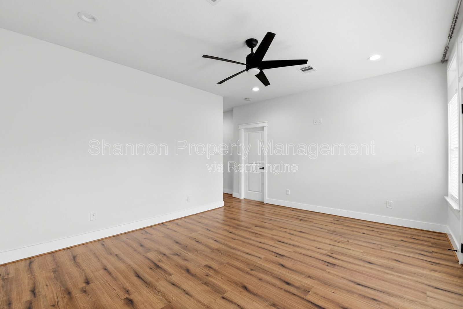 Gallery Image 35