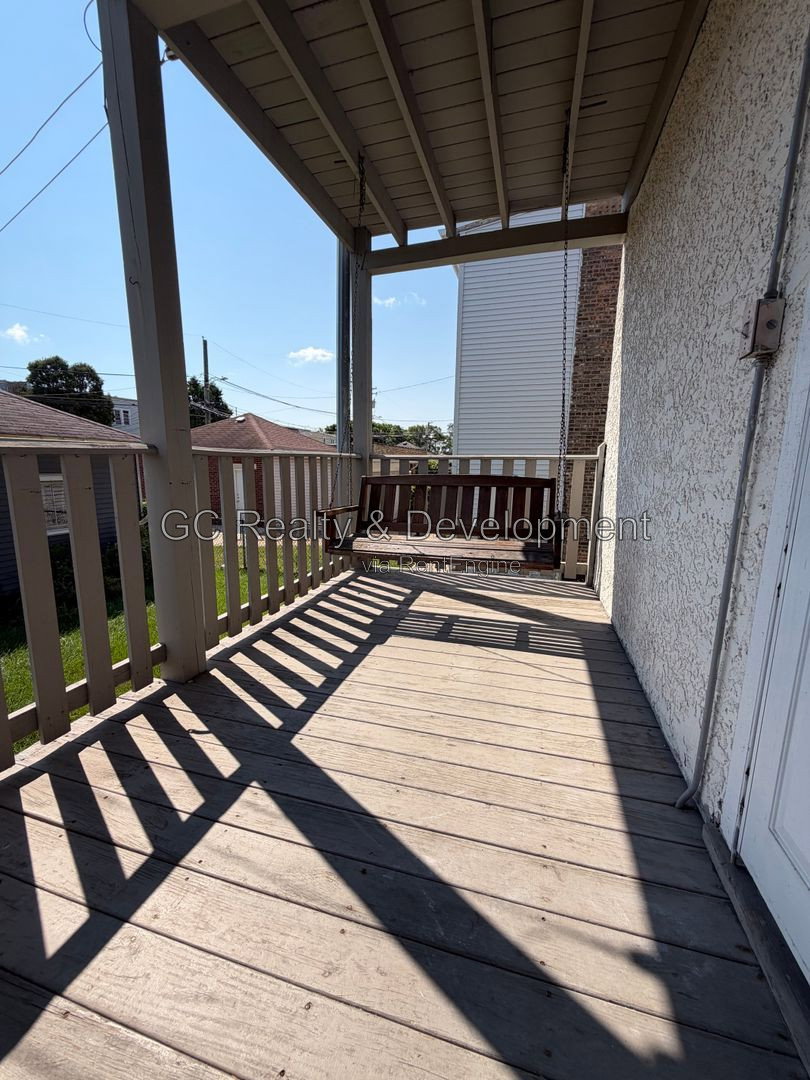Gallery Image 16