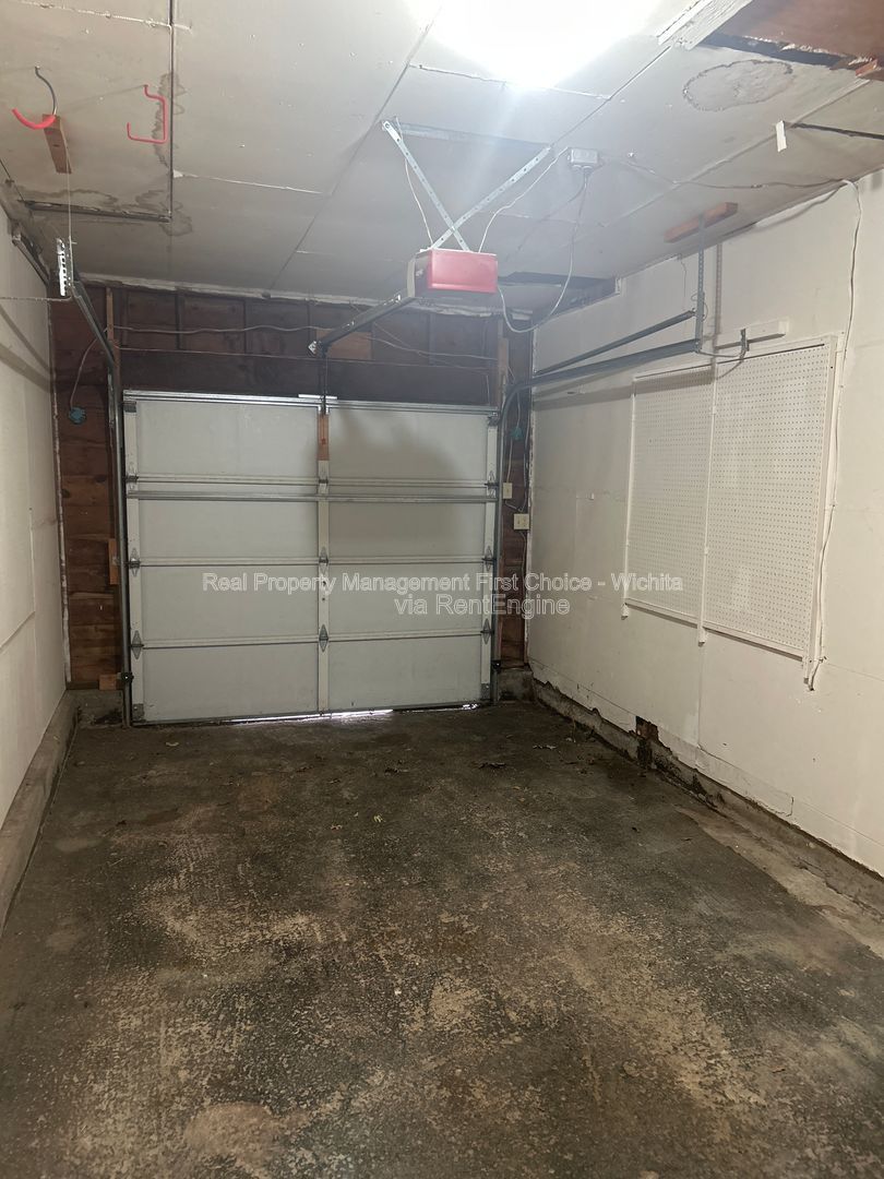 Gallery Image 16
