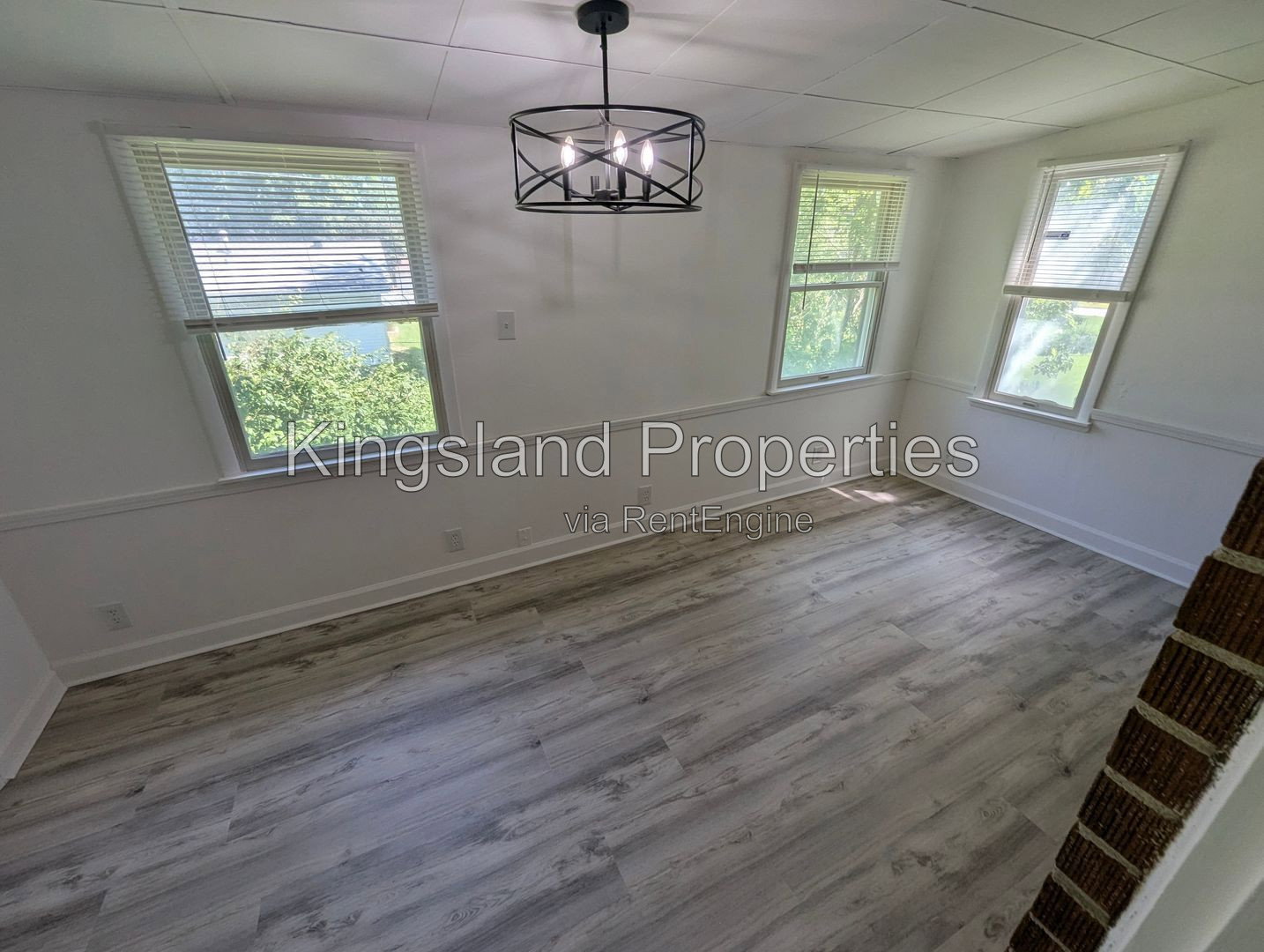 Gallery Image 14