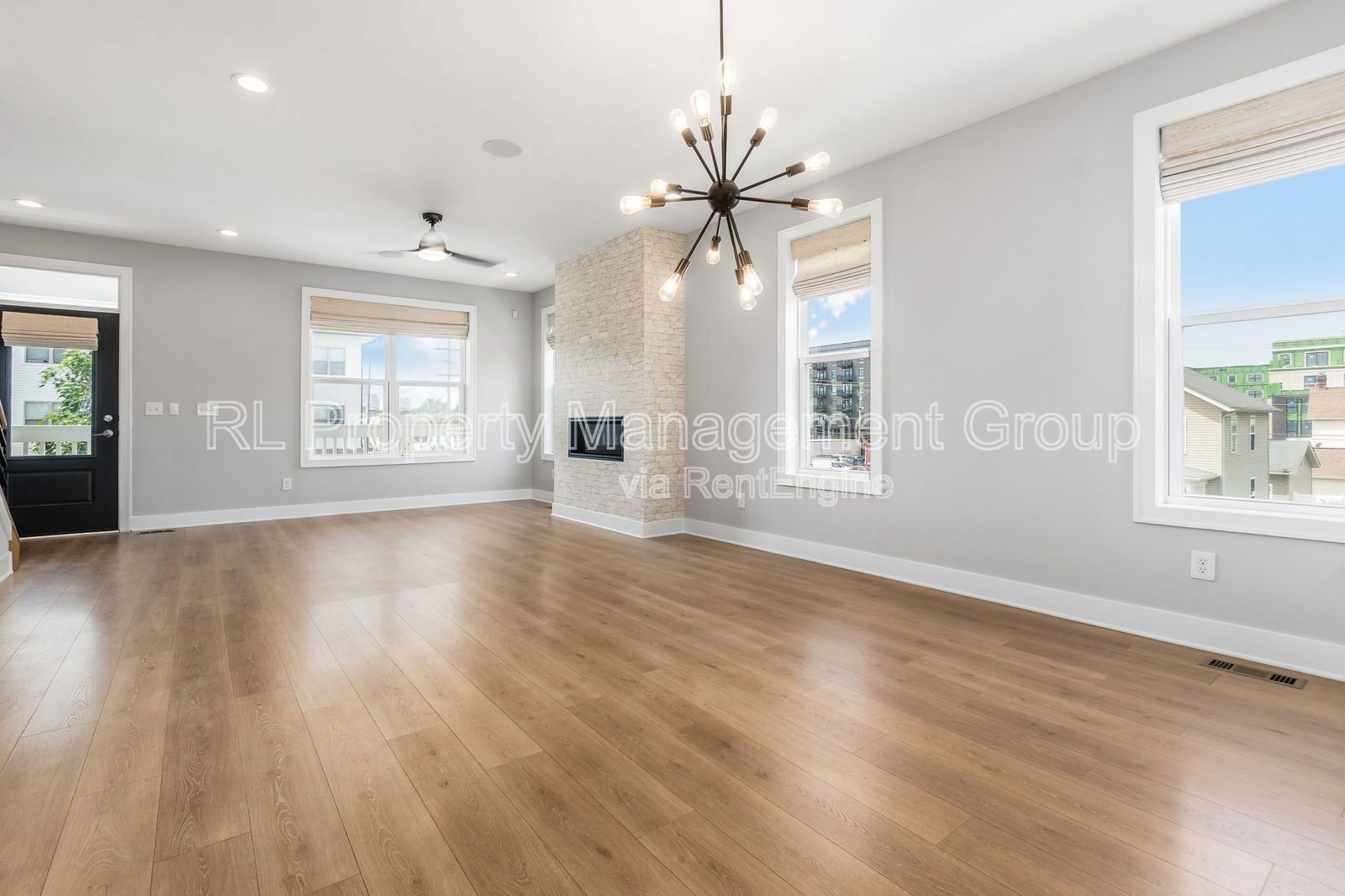 Gallery Image 19