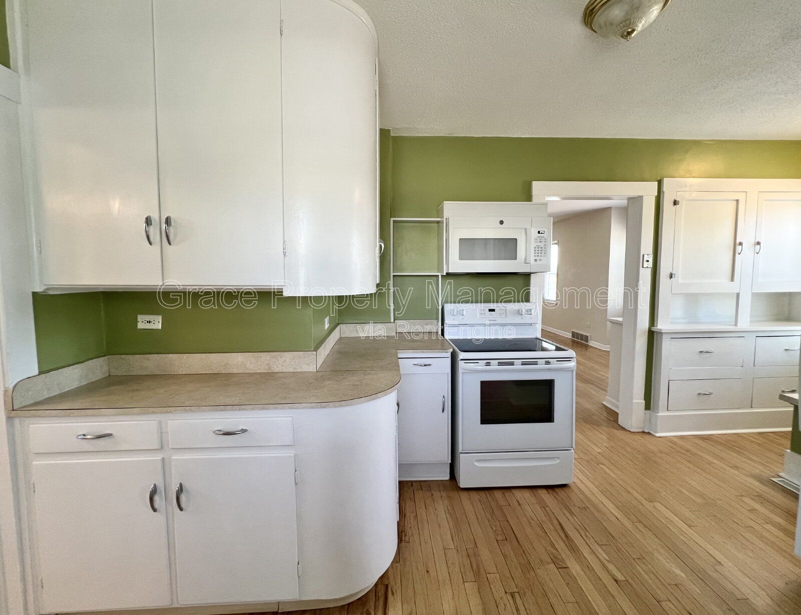 Gallery Image 13