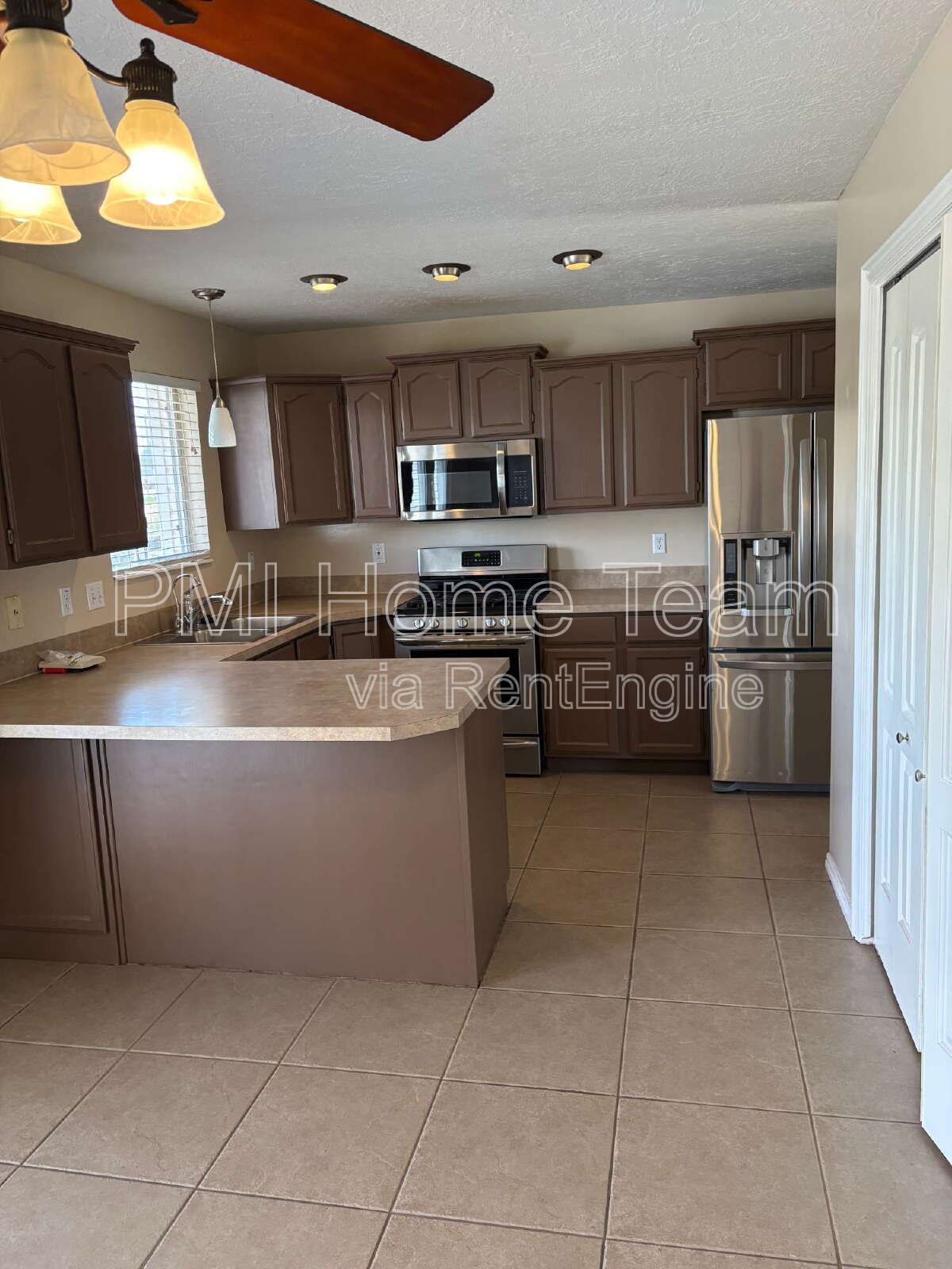 Gallery Image 17