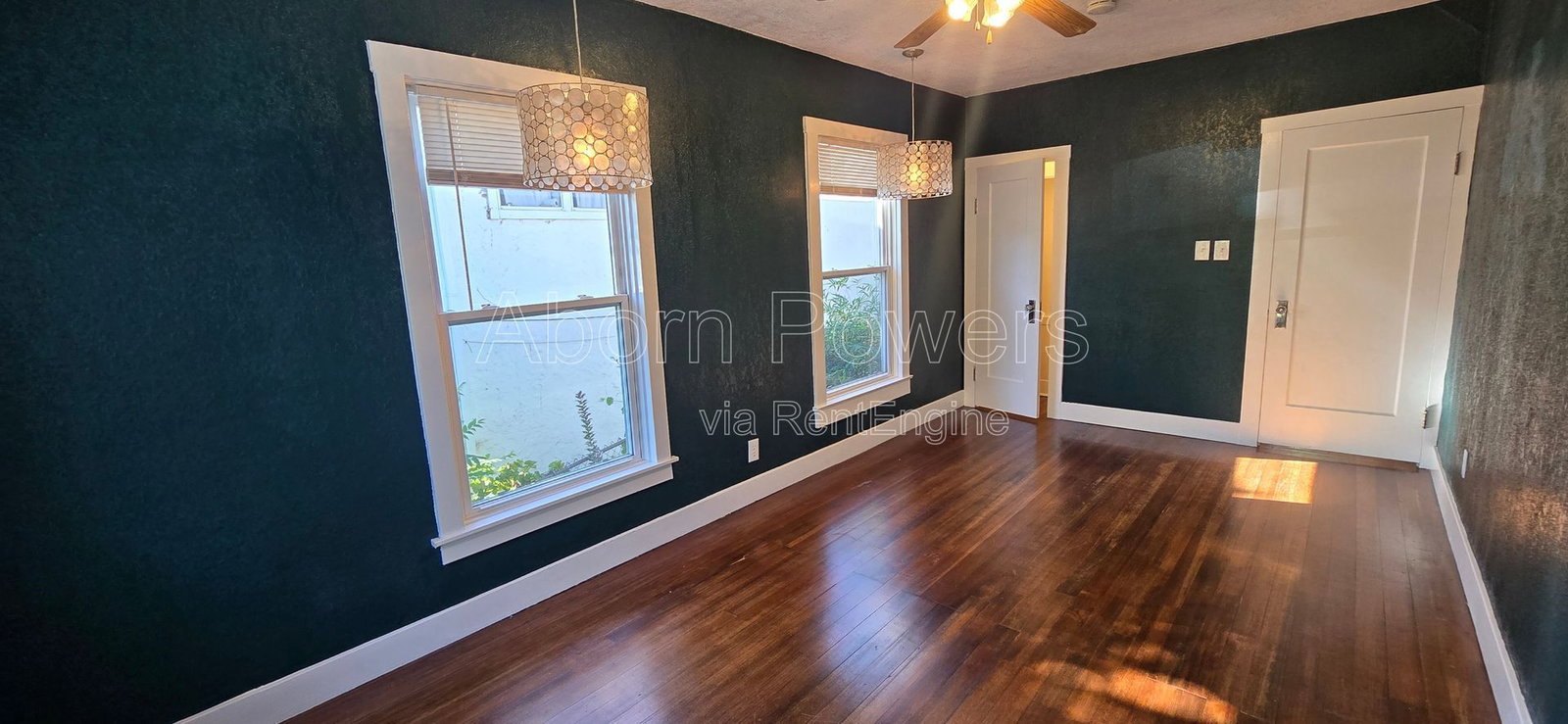 Gallery Image 19