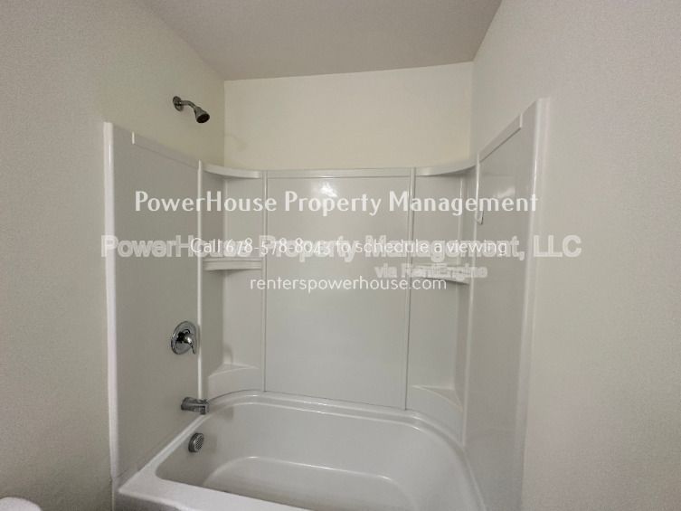 Gallery Image 17