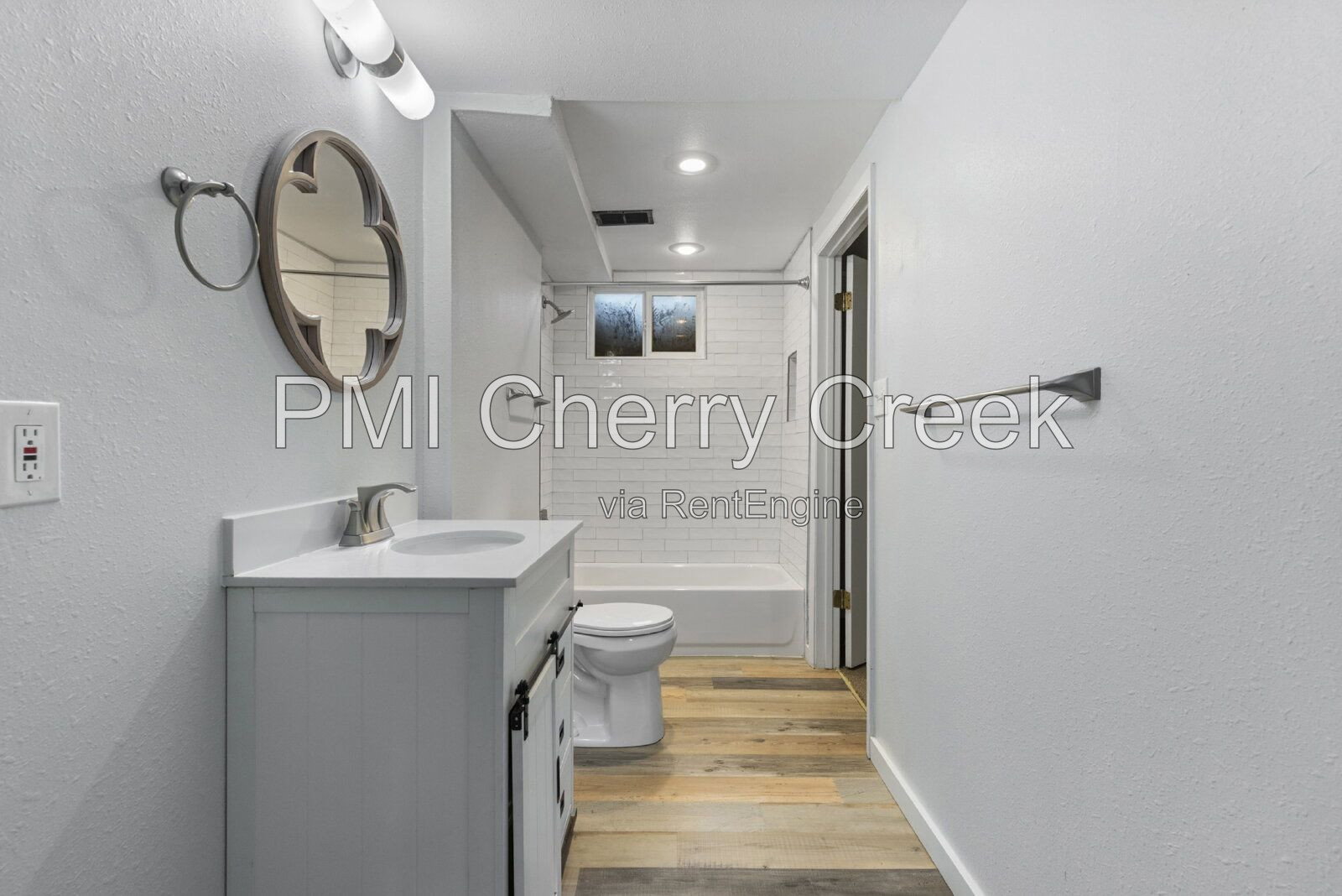 Gallery Image 20