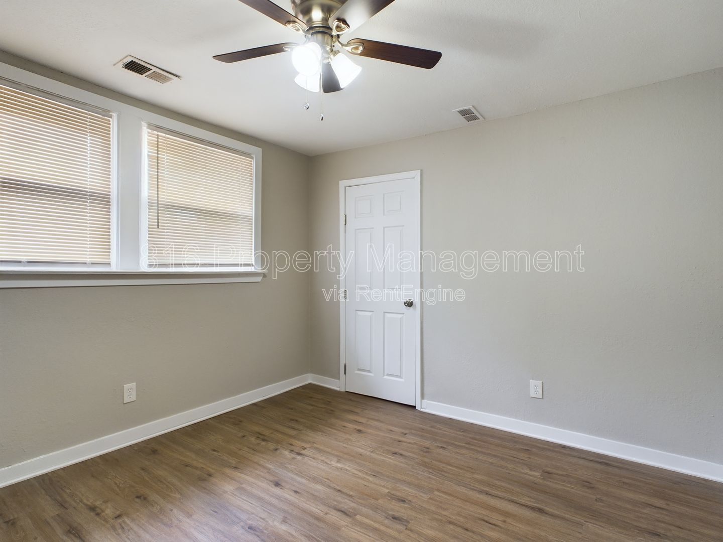Gallery Image 25