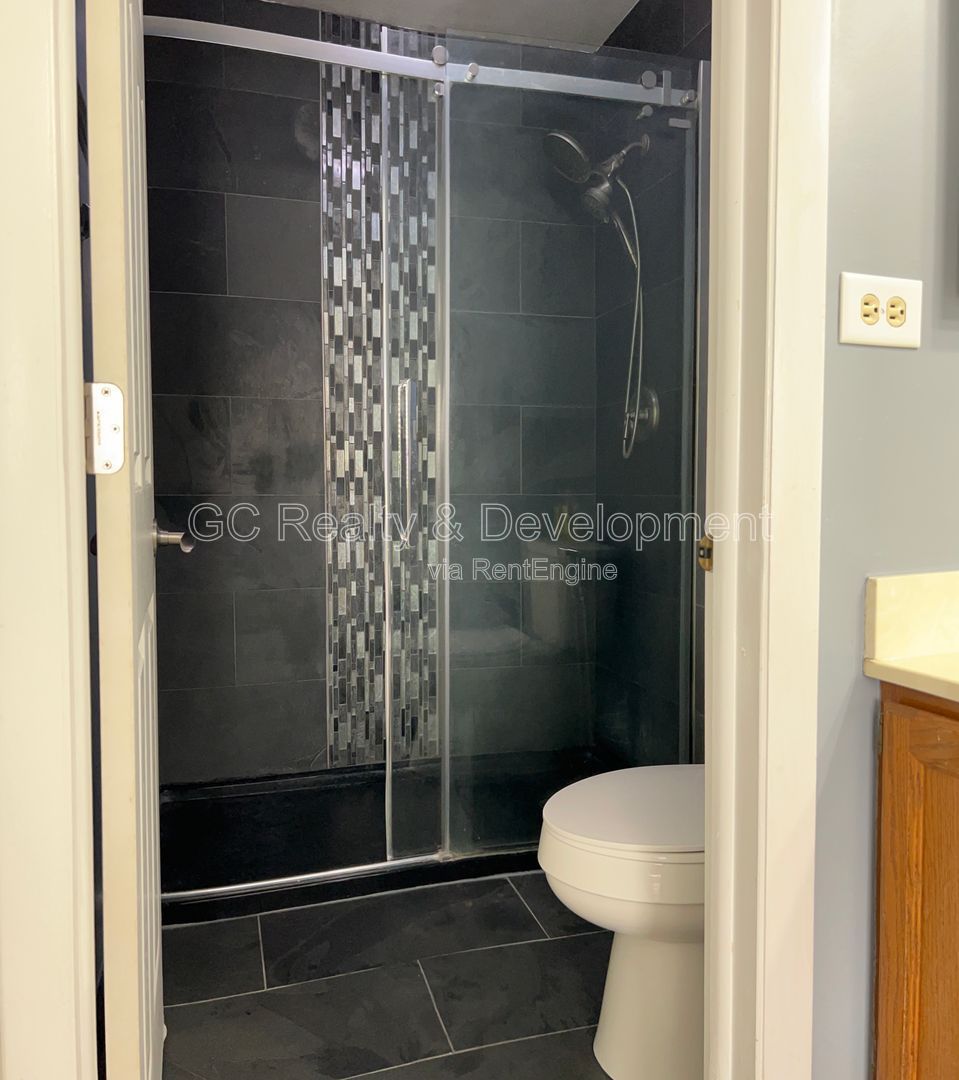 Gallery Image 14