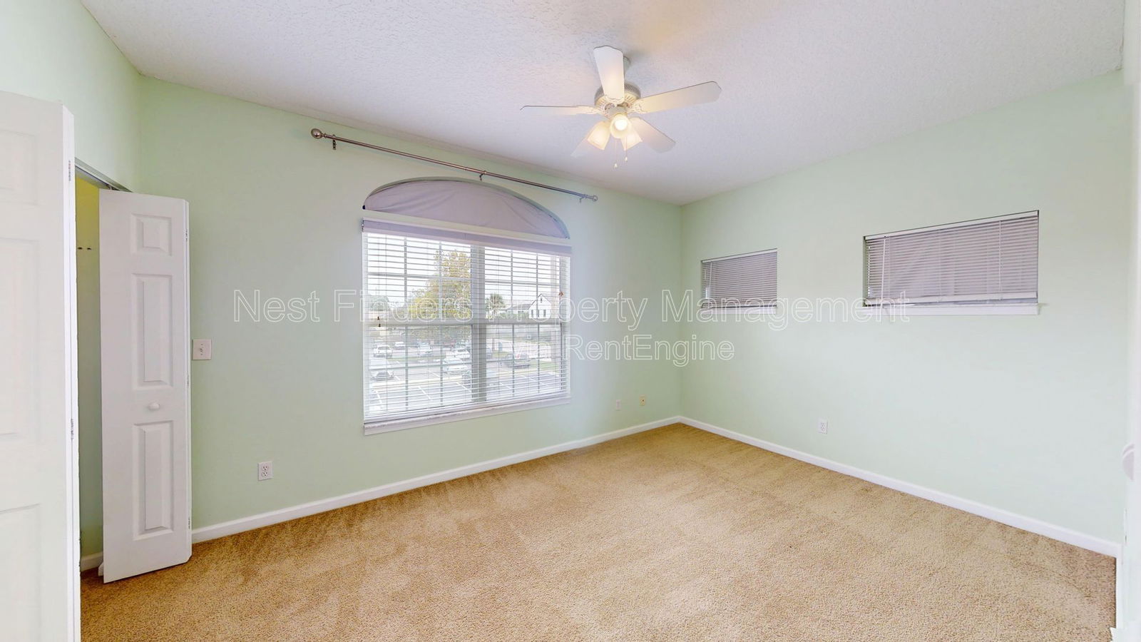 Gallery Image 18