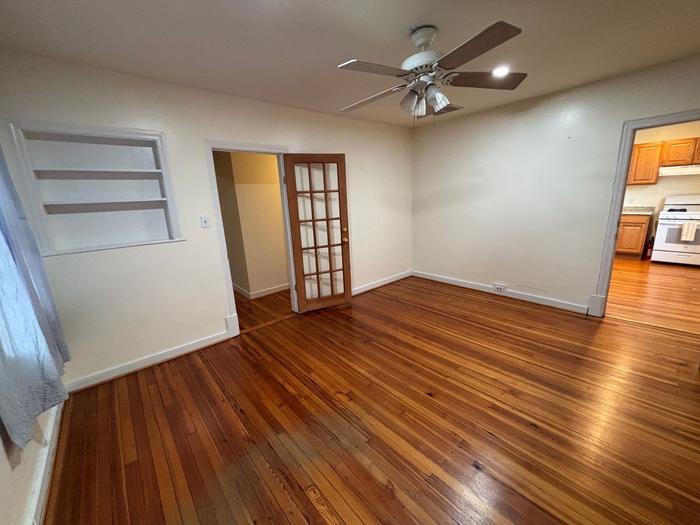 Gallery Image 0