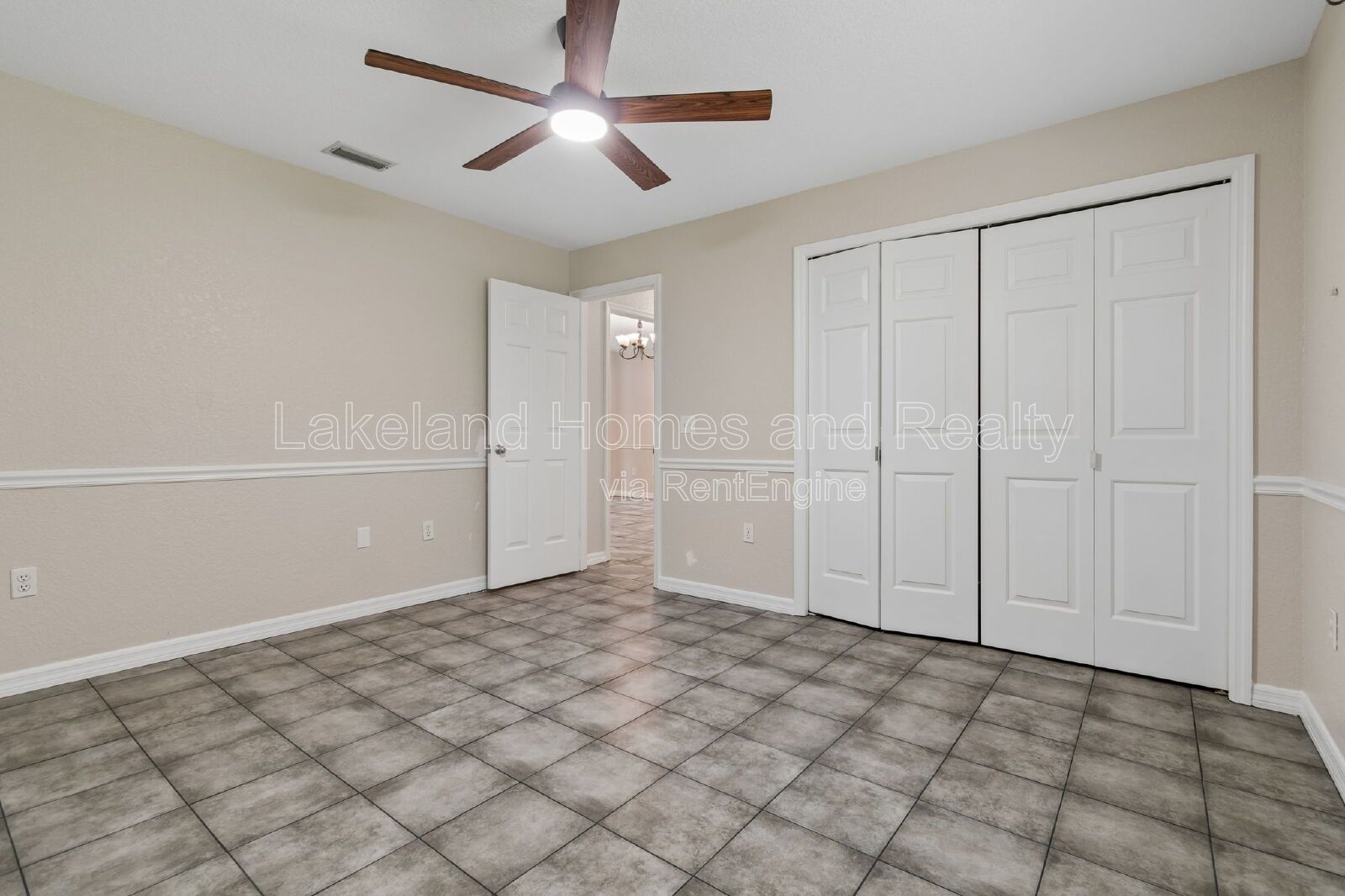 Gallery Image 38