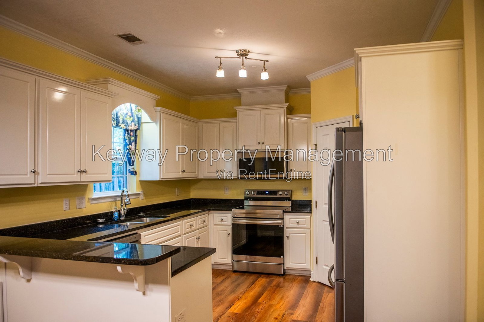 Gallery Image 11