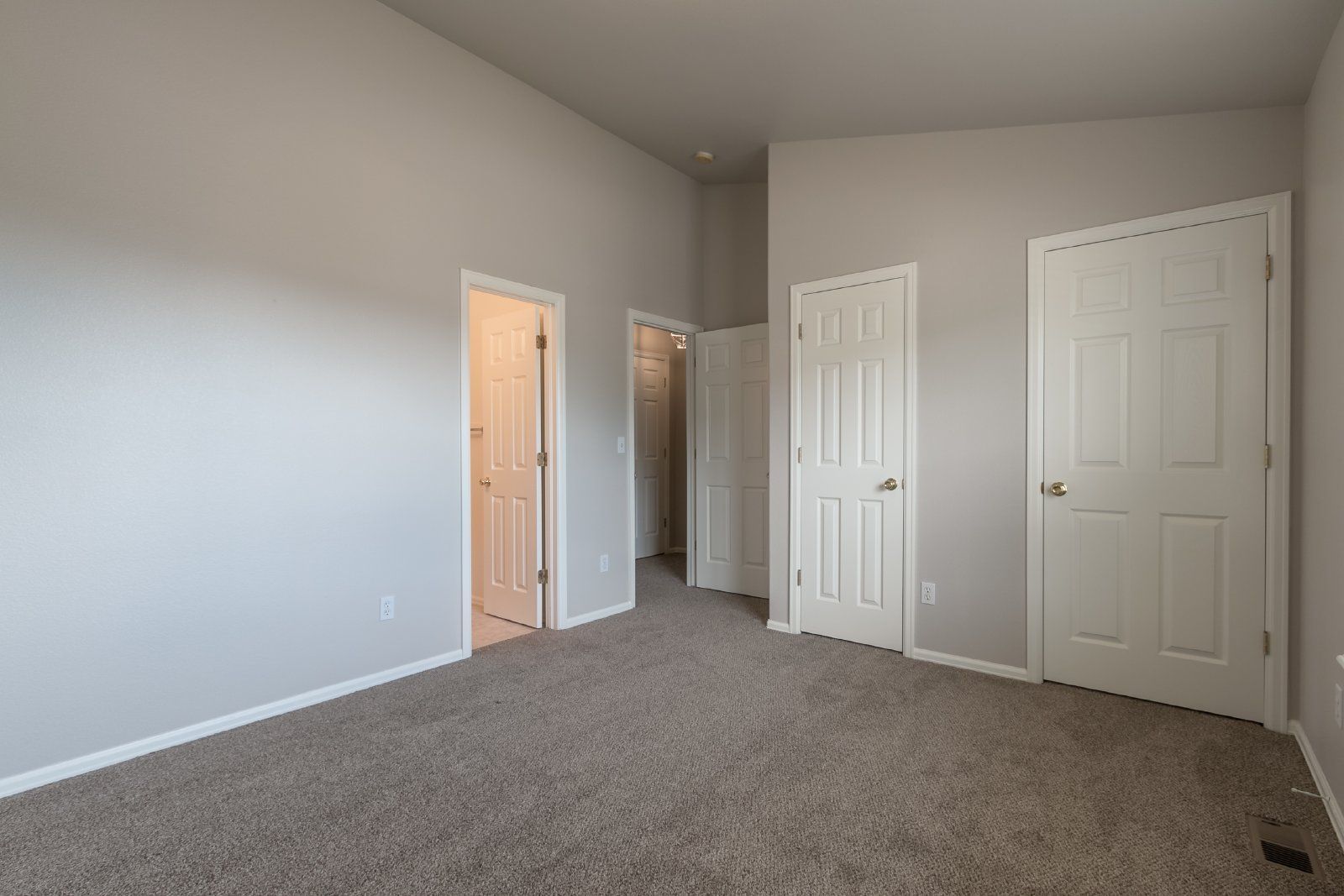 Gallery Image 19