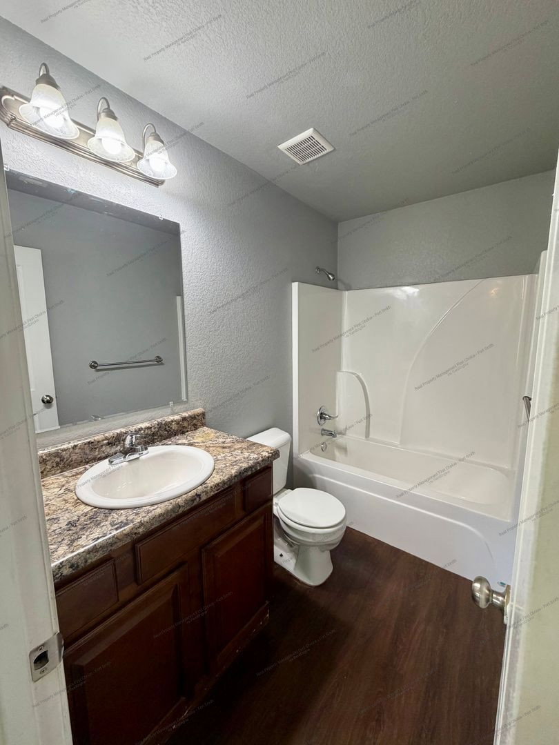 Gallery Image 14