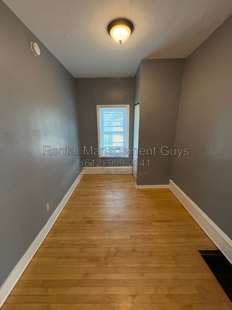 Gallery Image 17