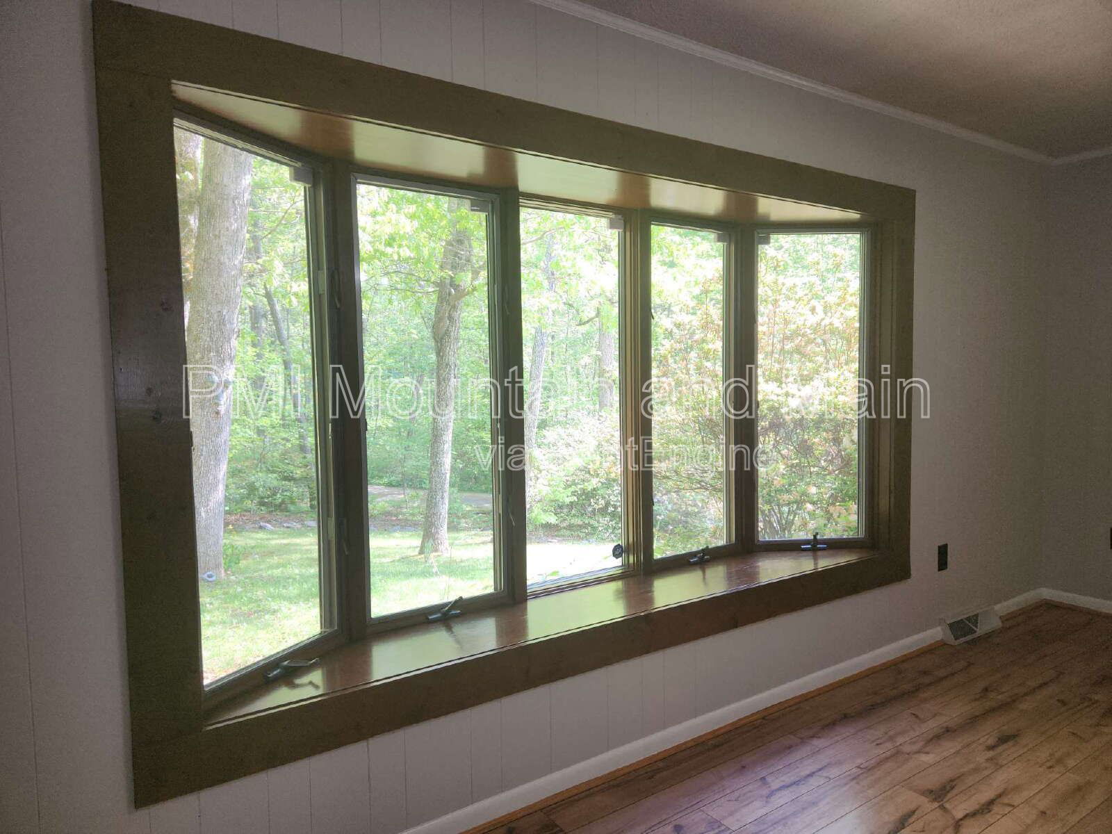 Gallery Image 8