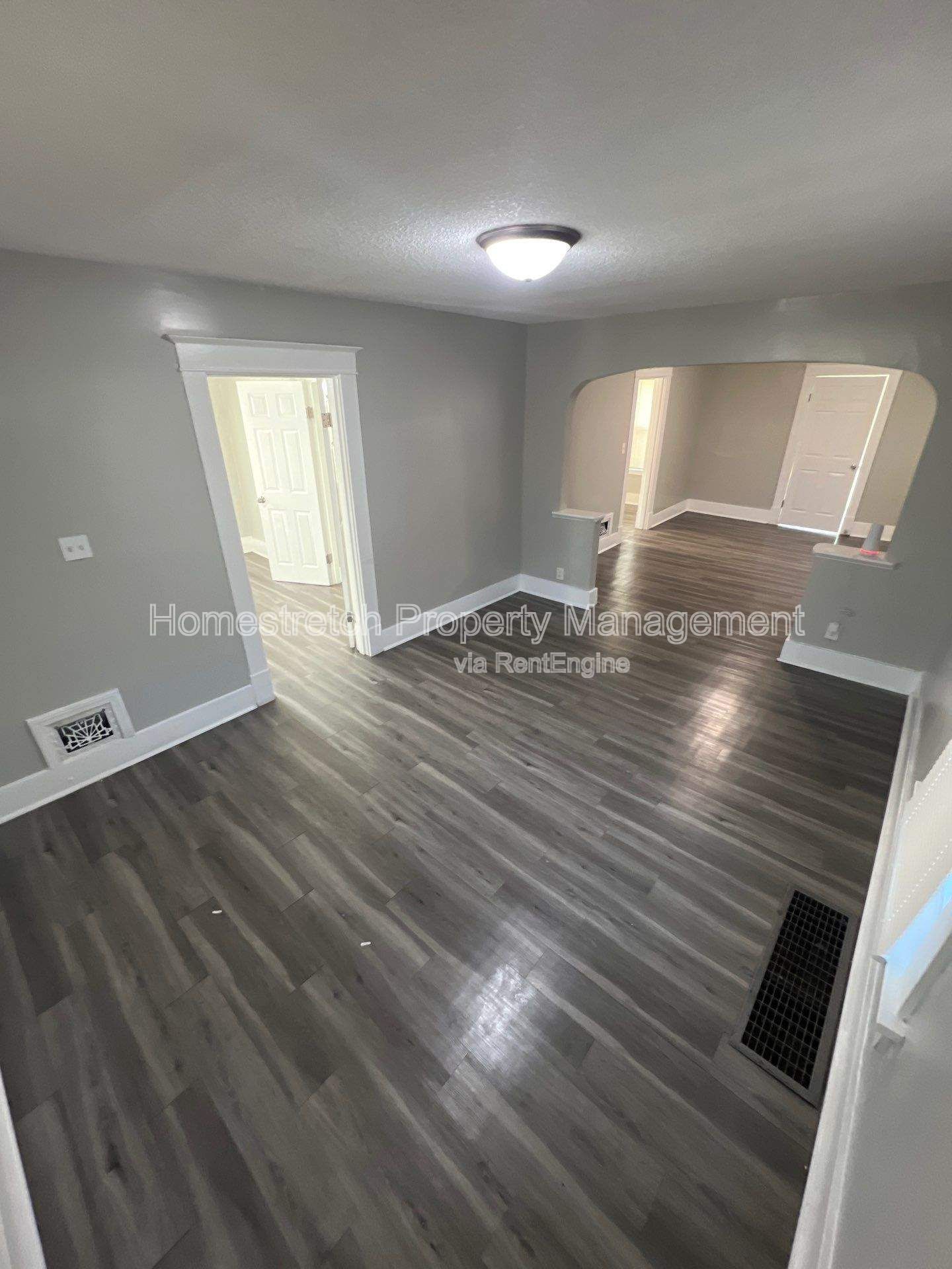 Gallery Image 0