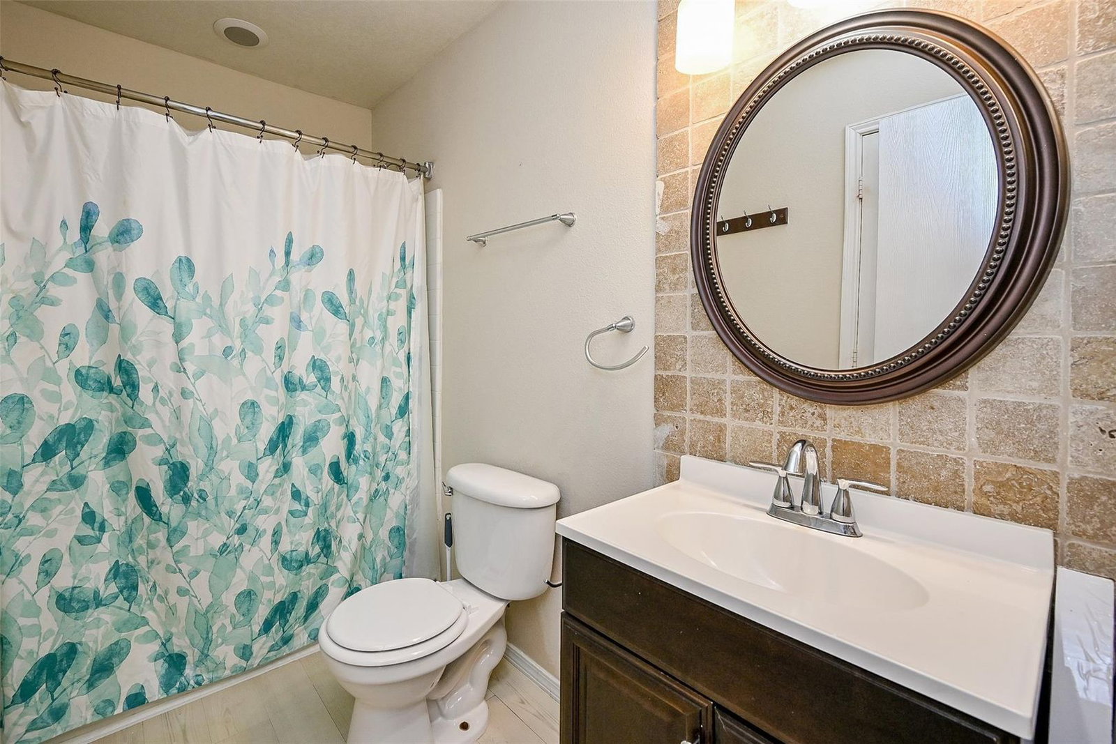 Gallery Image 15