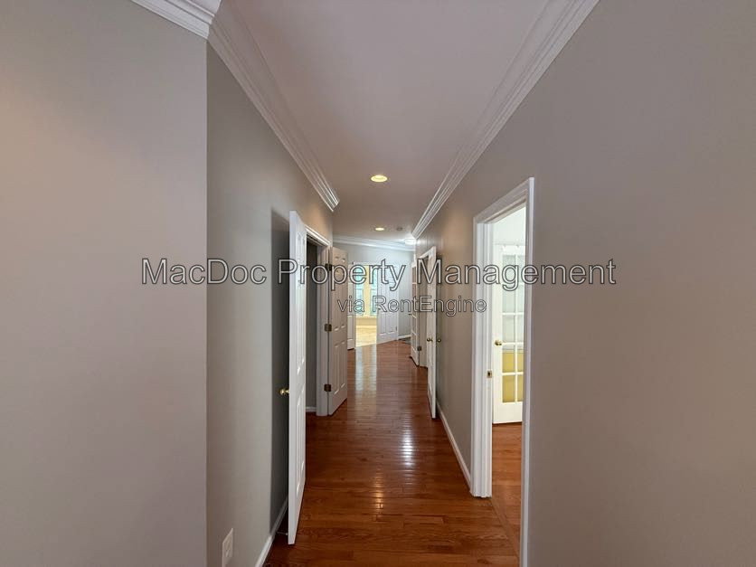 Gallery Image 21