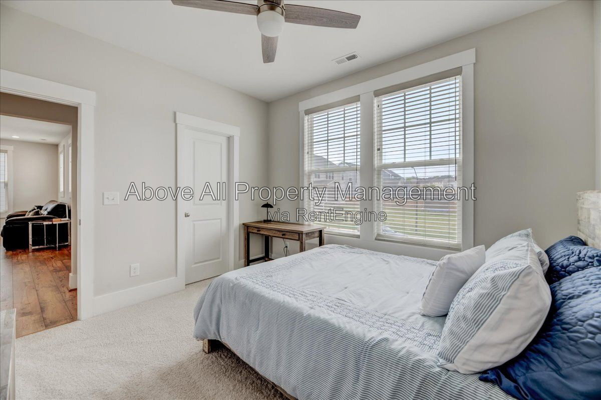 Gallery Image 25