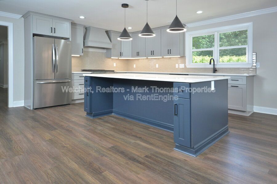 Gallery Image 33