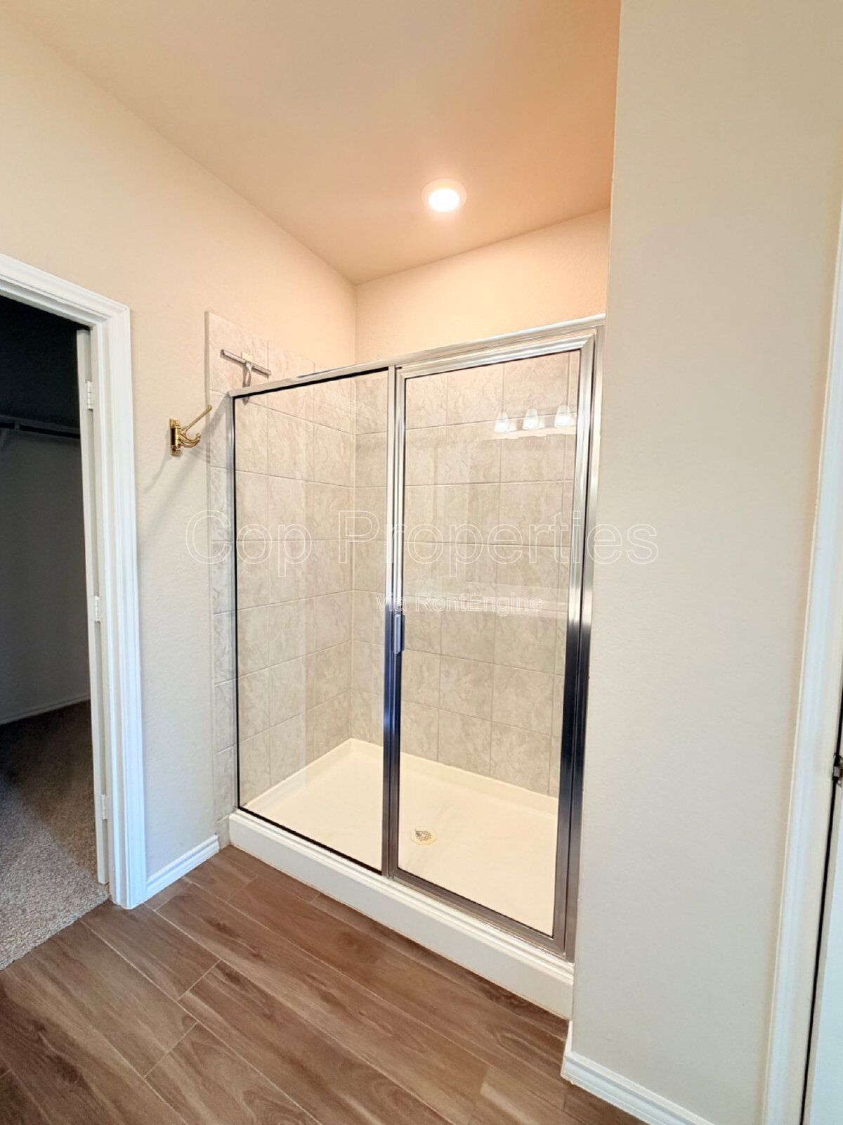 Gallery Image 16