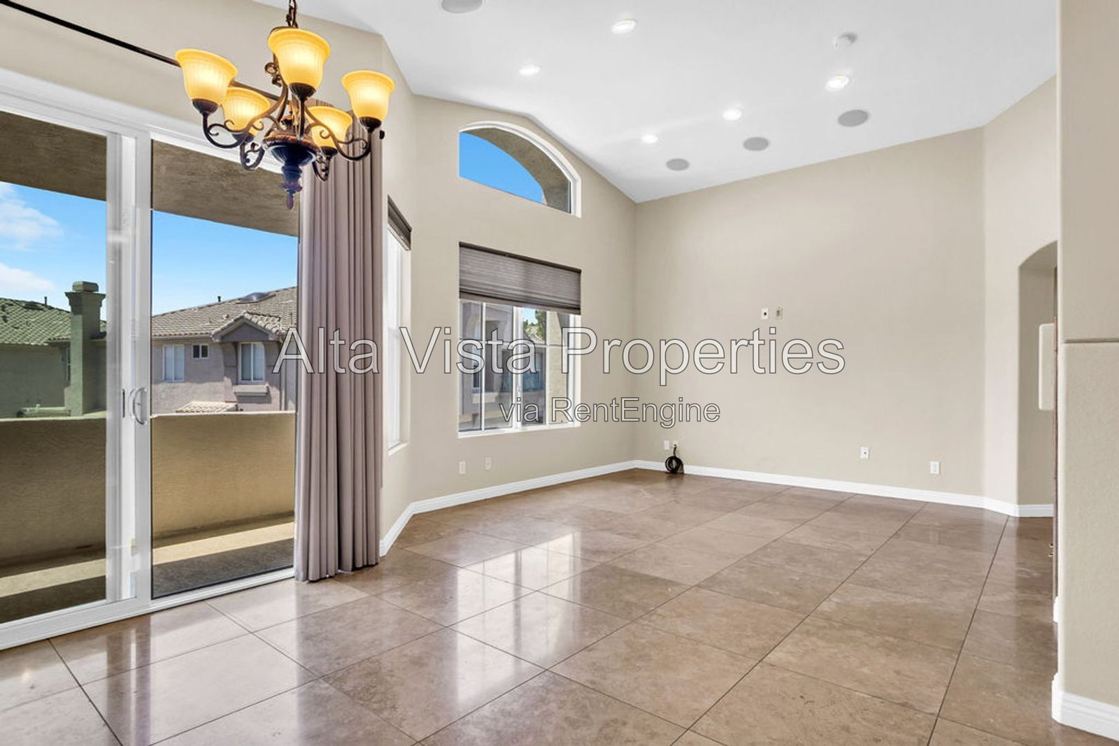 Gallery Image 18