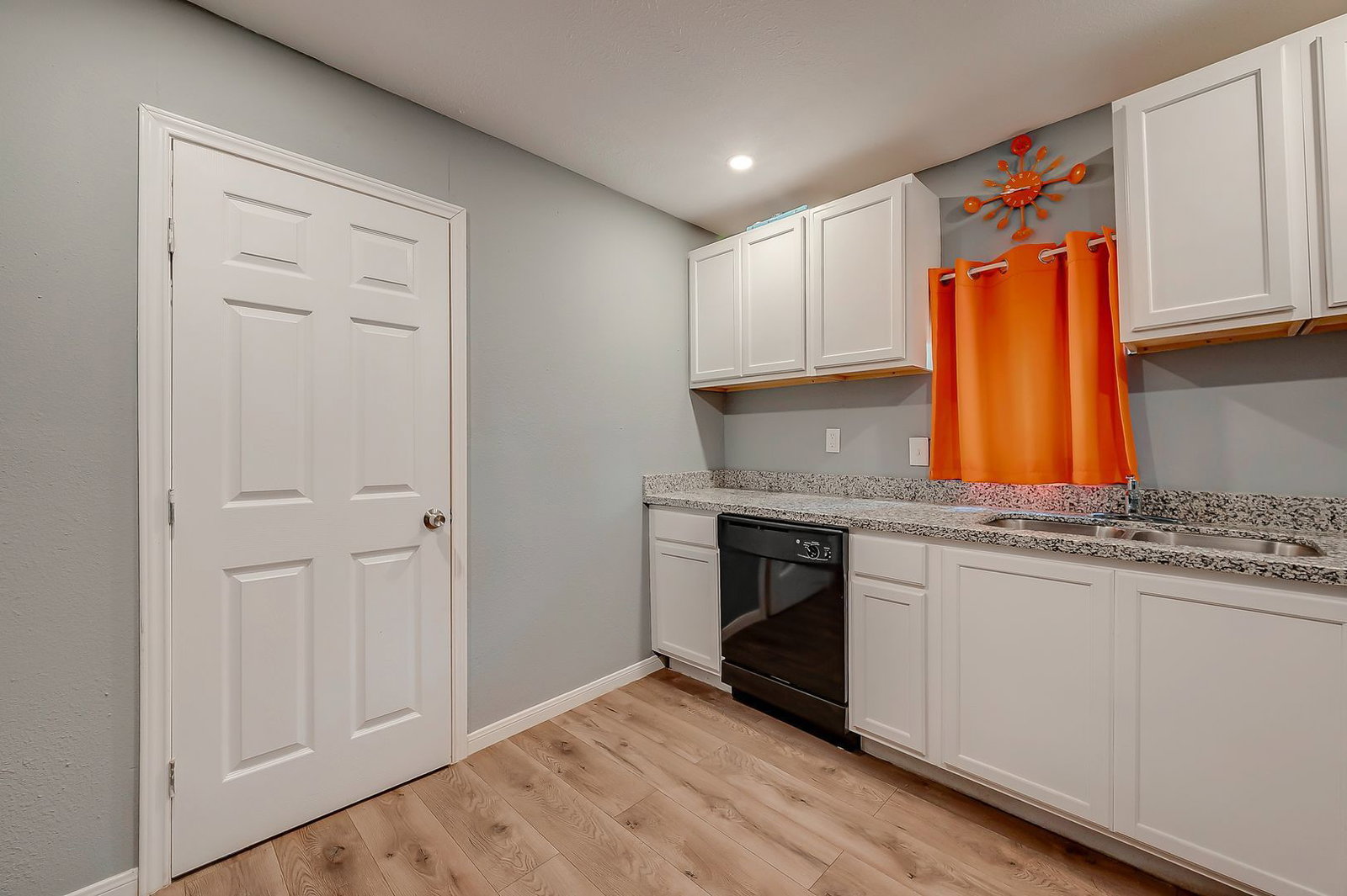 Gallery Image 12
