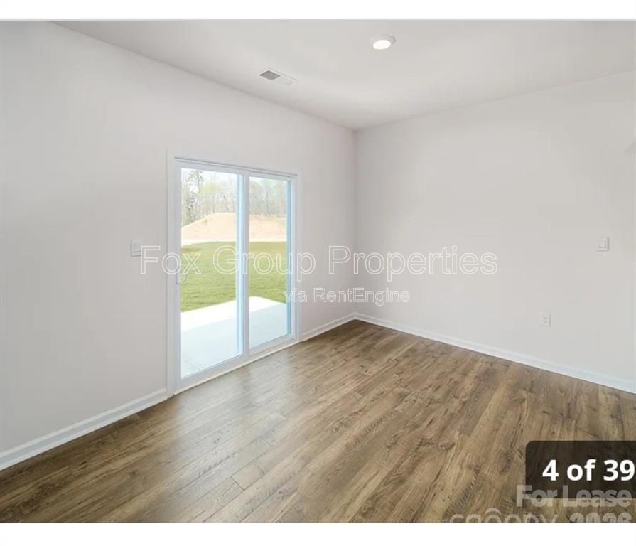 Gallery Image 22