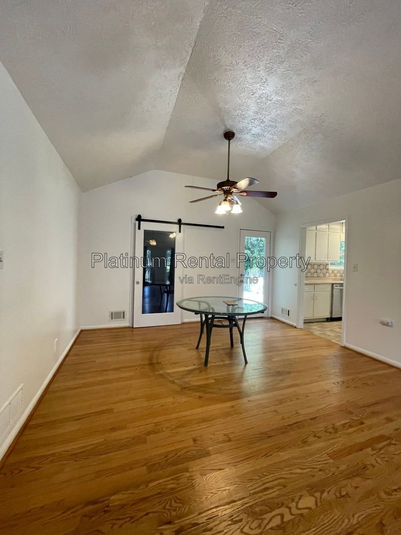 Gallery Image 9